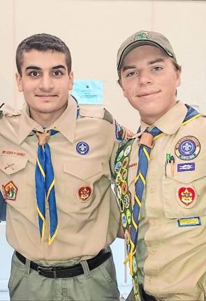 <b>Eagle Scouts Alijaan Anjum, left, and Ethan Poplawski.</b>