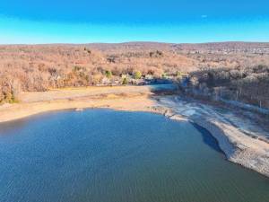 The water level of the Wanaque Reservoir in Passaic County has fallen amid the drought. (Photo by Nick Horton, www.thepathfinderstudios.com)