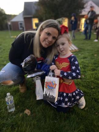 Jessica Weiss poses with her daughter McKayla, 3.