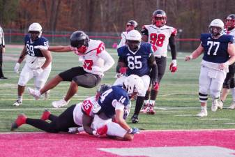 Sussex Skylanders wide receiver Jawon Foushee (14) lands inside the end zone for a touchdown in the fourth quarter of the game against the Erie Kats on Saturday, Nov. 4. (Photos by George Leroy Hunter)