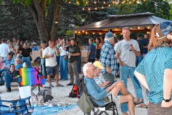 People gather for the Lake Mohawk Country Club’s Farewell to Summer Show on Friday, Sept. 13. (Photos by Maria Kovic)