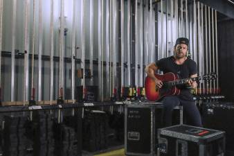 Kip Moore has room to spare