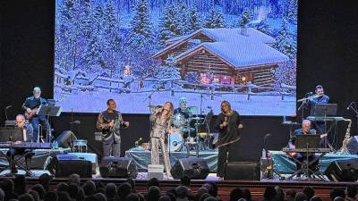 <b>‘Top of the World: A Carpenters Tribute’ comes to the Newton Theatre on Sunday night. (Photo courtesy of Top of the World)</b>