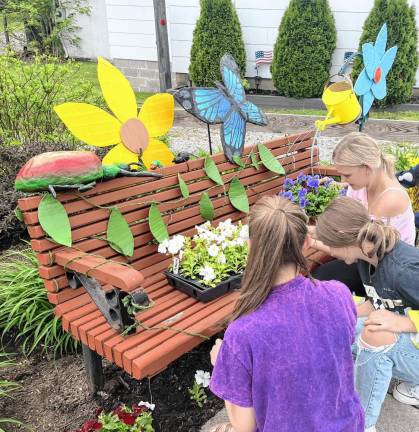 New mural to greet fair-goers