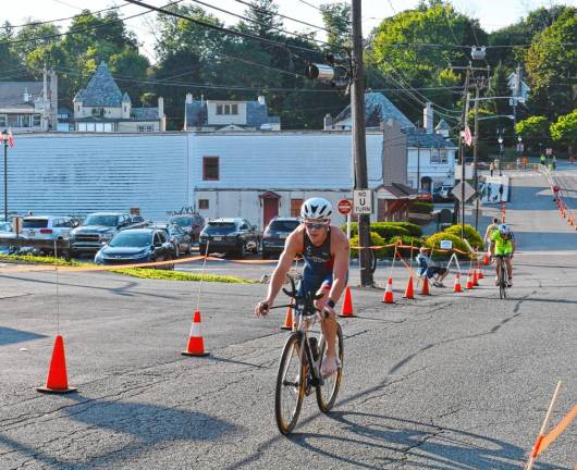 Photos: Pass It Along’s Triathlon