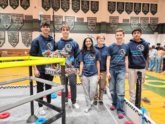 The 5249 S team receives the coveted Josh Award for the third-tier elevation that it demonstrated at different competitions, including the state championship.