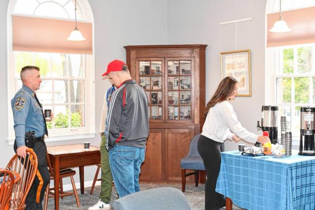 Photos: Coffee with a Cop