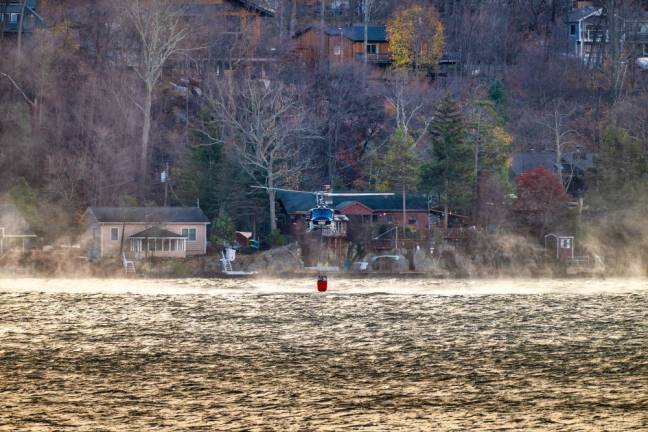 Tuesday, November 12 morning helicopter operations fighting the Jennings Creek Fire