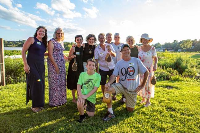 <b>The 2023 Kitchen Garden Tour winners are, back row from left, Megan Curry, April Perciballi, Aysha Venjara, Dirt Editor and Publisher Becca Tucker, Common Ground Community Garden’s Chad Pilieri, Bob Linguanti, Kathy Linguanti, Straus News Publisher Jeanne Straus and Apple Acres Community Garden’s Anne Thornton. In front row from left are Perciballi’s grandson Aidan and Patrick Moynihan. (Photos by Aja Brandt)</b>