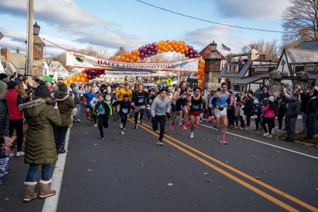 The 17th annual Krogh’s Turkey Trot begins Thursday morning, Nov. 23 in Sparta. (Photo by Nancy Madacsi)