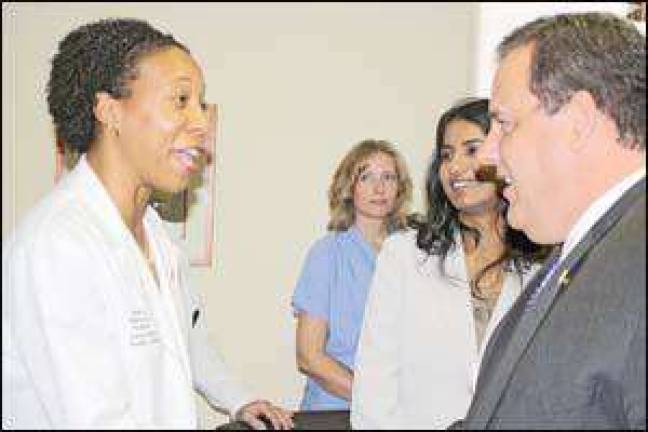 Governor stops at Newton Medical Center