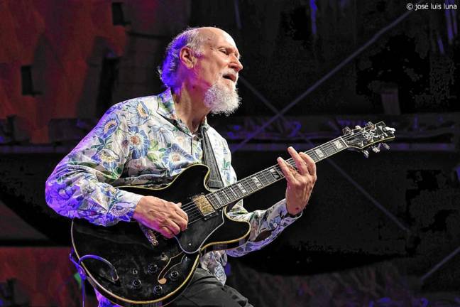 <b>The John Scofield Trio will play Thursday, Oct. 17 at the Newton Theatre. (Photo by José Luis Luna)</b>