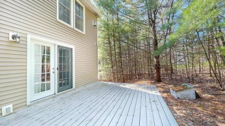 Newly renovated modern colonial with much to offer